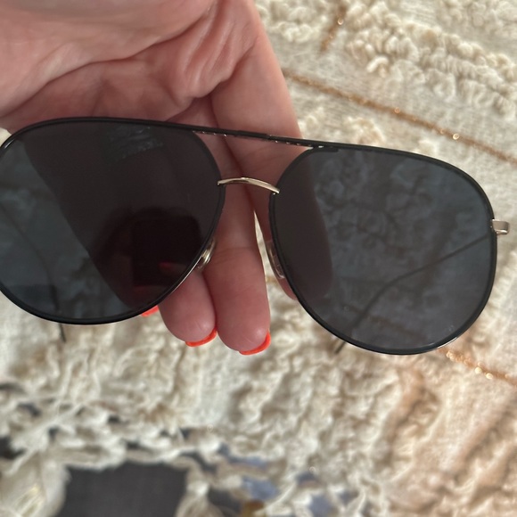 Dior aviators with box - Picture 7 of 7